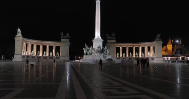 Plaza de los Héroes en Budapest — Vídeos de Stock