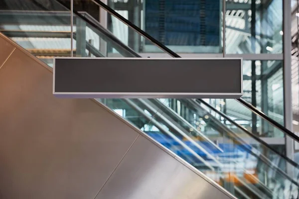 Havaalanı terminali boş işareti — Stok fotoğraf