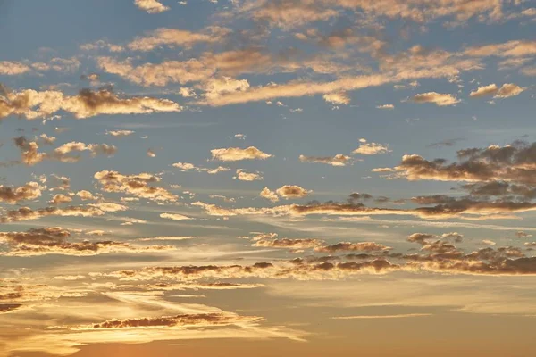 Ciel couchant avec nuages — Photo