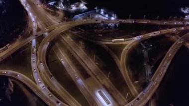 Çevre yolu gece hava görüntüsünü değiştir