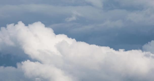 Хронология движения облаков — стоковое видео