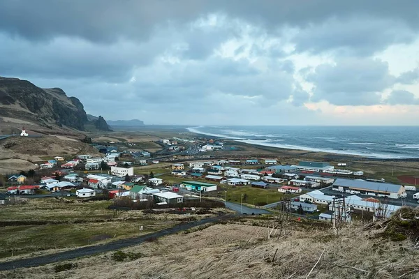 Vik in der Abenddämmerung — Stockfoto