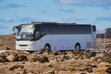 İzlanda 'da turistler için tur otobüsleri