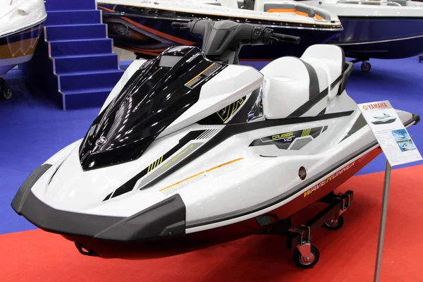 Jet-ski Yamaha Vh cruiser Ho-m a Crocus Expo kiállítás — Stock Fotó