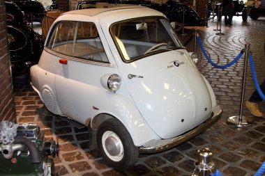 Mühendislik Zadorozhnogo Müzesi, BMW Isetta 250. Krasno