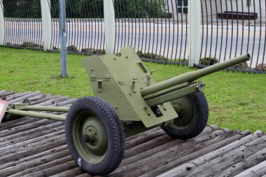 45-mm tanksavar topu M-42 örnek wea gerekçesiyle 1942 (SSCB)