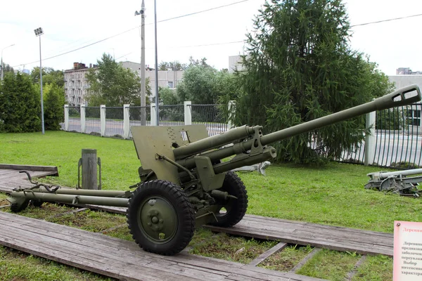76 毫米司枪珠钢 3 样本，因磨损而 1942 （苏联） — 图库照片