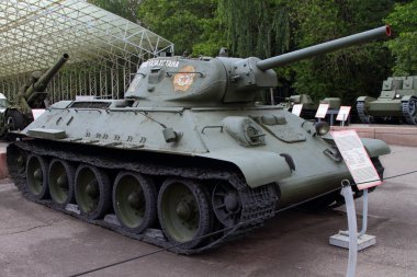 Vic sergide silah gerekçesiyle orta Tank T-34 (SSCB)