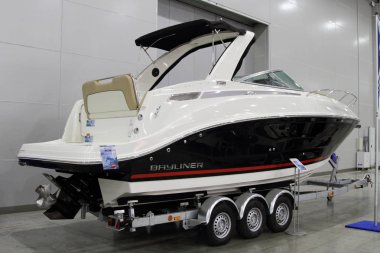 10 Uluslararası boat show, Moskova için Bauliner 842 Cu yat. 