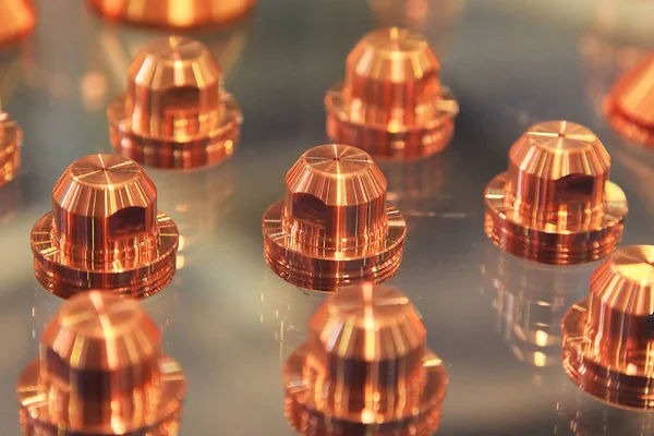 Copper lugs for manual plasma machine equipment. — Stock Photo, Image