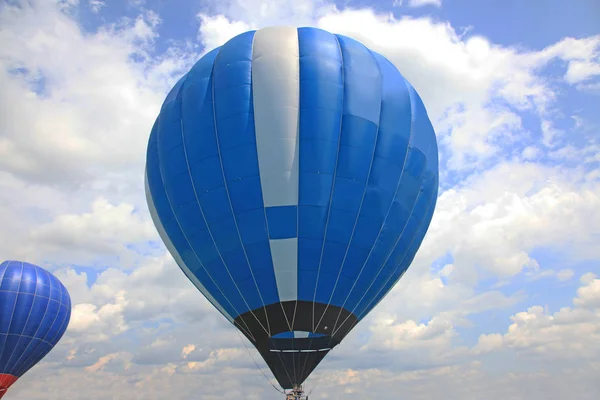 Balão de ar azul — Fotografia de Stock