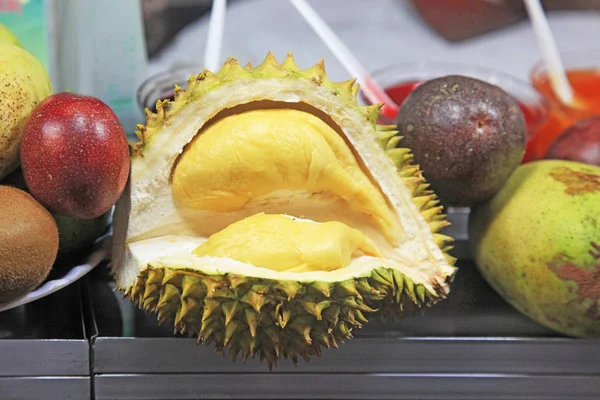 Fructe coapte de durian — Fotografie, imagine de stoc