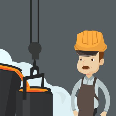 Kask döküm sonra işte işçi.