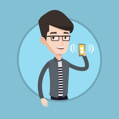 Adam holding zil cep telefonu.