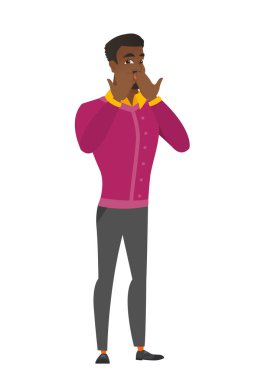 Ağzını kapsayan Shoked iş adamı.