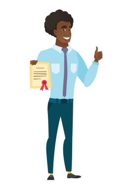 Bir sertifika tutan genç beyaz iş adamı.