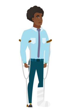 Kırık bacak ile yaralanan işadamı.