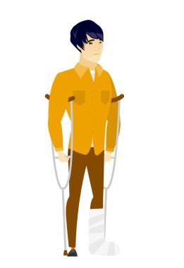 Kırık bacak ile yaralanan işadamı.