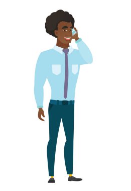 İş adamı cep telefonuyla konuşuyor..