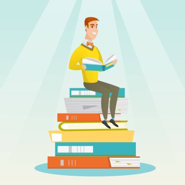 Büyük yığın kitap üzerinde oturuyor öğrenci.