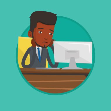 Ofiste çalışan yorgun üzgün ofis çalışanı.