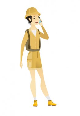 Bir cep telefonu üzerinde konuşurken Gezgin.