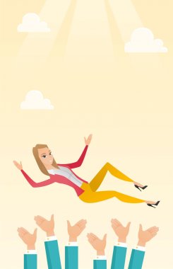 Kutlama sırasında başarılı iş kadını.