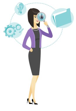 Büyüteç ile Asya iş kadını.