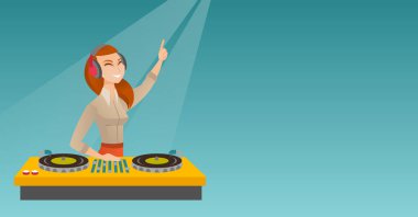 Dj turntable müzik karıştırma.