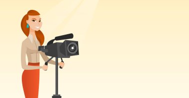 Kameraman ile film fotoğraf makinesi tripod üzerinde.