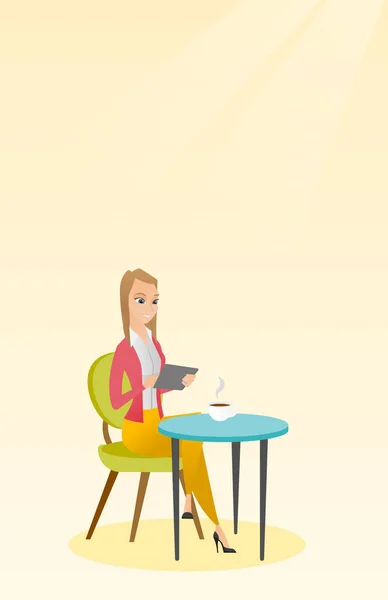 Frau surft im sozialen Netzwerk im Café. — Stockvektor