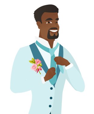 Neşeli Afrikalı-Amerikalı damat ayarlama kravat.