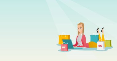 Çevrimiçi alışveriş yaparken genç Kafkas kadın.