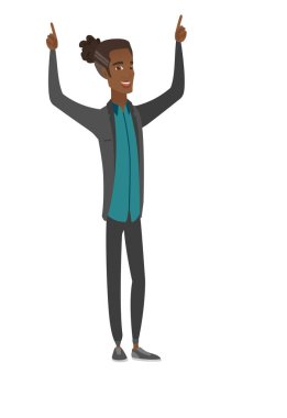 Afrika işadamı ile ayakta kollarını kaldırdı.