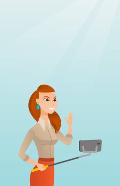 Genç Beyaz hipster adam selfie yapma.