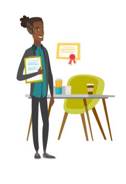 adam holding Pano belgelerle.