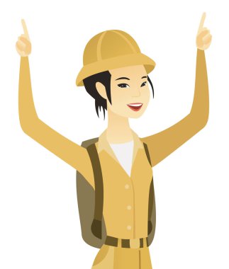 Genç Asyalı Gezgin ile ayakta kollarını kaldırdı.