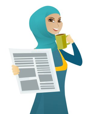 Kahve içme ve gazete okuma Müslüman kadın