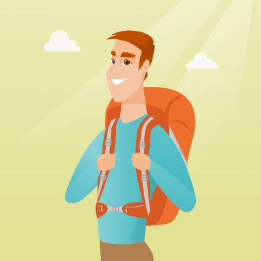 Bir sırt çantası adamla genç beyaz Gezgin.