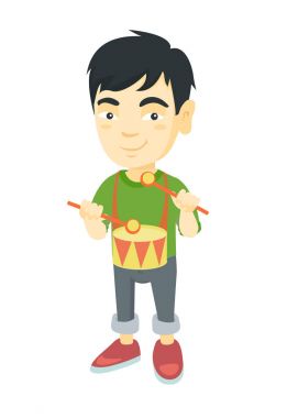 Davul çalmaya neşeli Asyalı çocuk