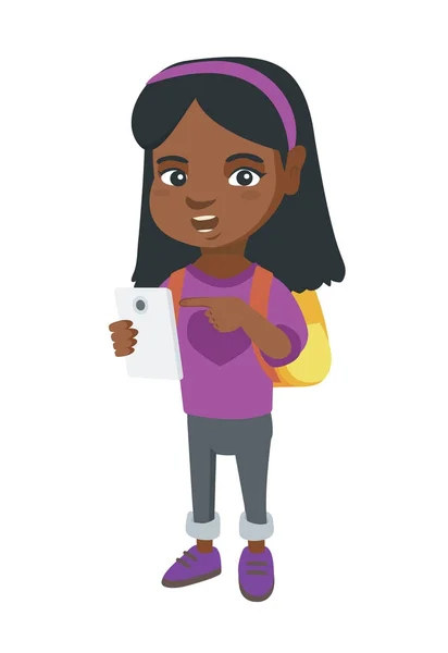 Afrikanisches Mädchen mit Rucksack zeigt auf Handy. — Stockvektor