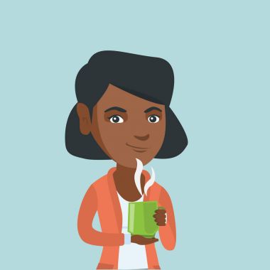 Bir fincan kahve zevk genç Afrikalı kadın.