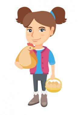 Beyaz kız holding bir tavuk ve tavuk yumurta.