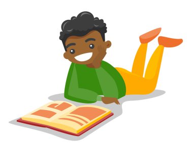 Afrikalı-Amerikalı üniversite öğrencisi bir kitap okuma.