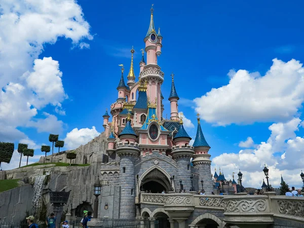 Castillo de Disneyland París — Foto de Stock