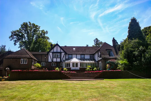 Uma Grande Casa Propriedade Estilo Tudor Reino Unido — Fotografia de Stock