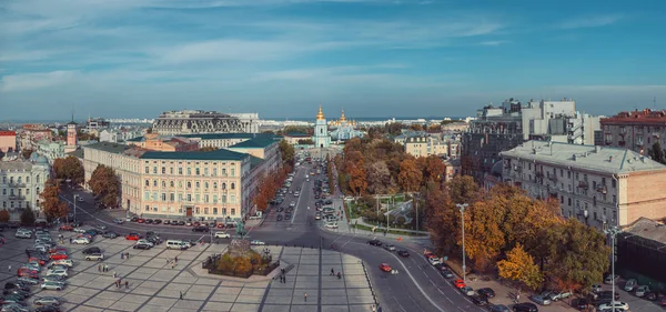 Blick auf die St. Sophia Kathedrale auf dem sophia Platz. Kiew, Ukraine. — Stockfoto