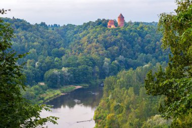Turaida Kalesi ve Gauja Vadisi Sigulda, Letonya.