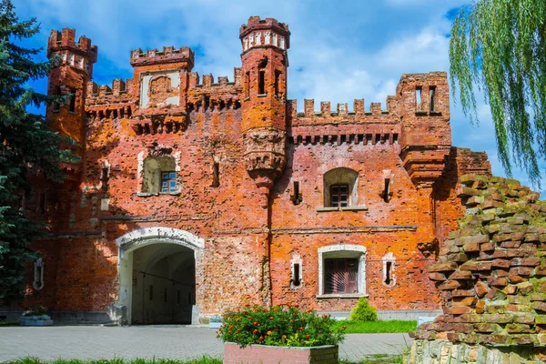 Fortaleza de Brest, Portão de Kholm. Brest, Bielorrússia . — Fotografia de Stock