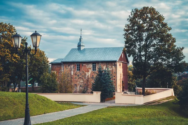 Iglesia de San Boris y Gleb. Edificio del siglo XII. Ciudad de Grodno , — Foto de Stock